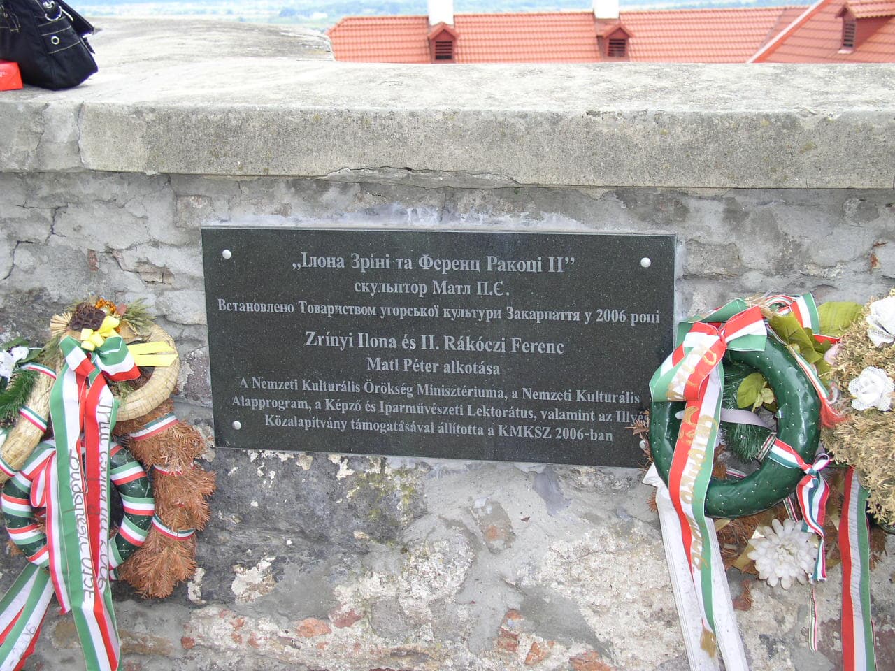 Statues of Ilona Zrínyi and Francis II Rákóczi in Mukachevo