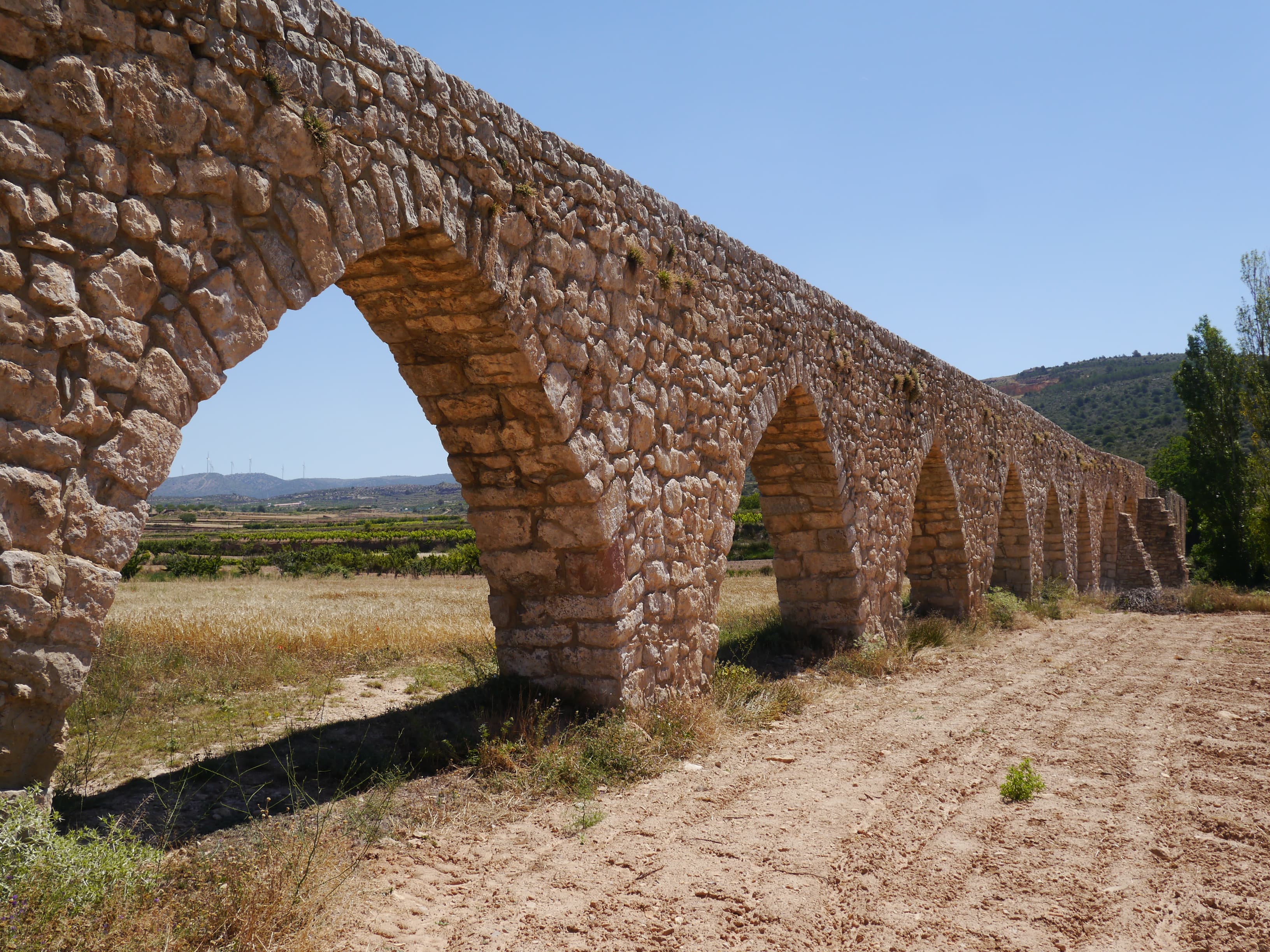 Los Arcos aqueduct, Alpuente
