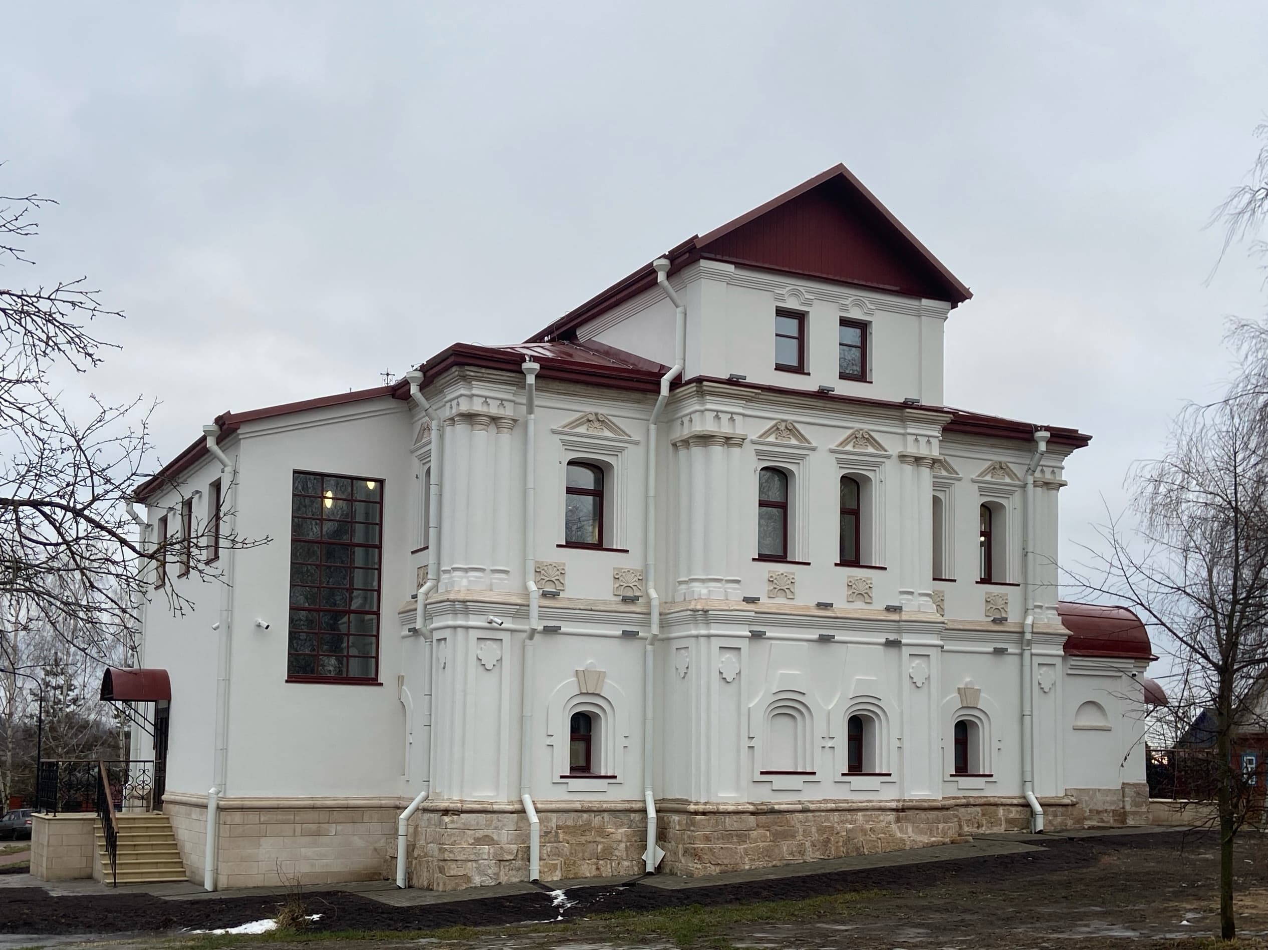 Venyov Stone Chambers