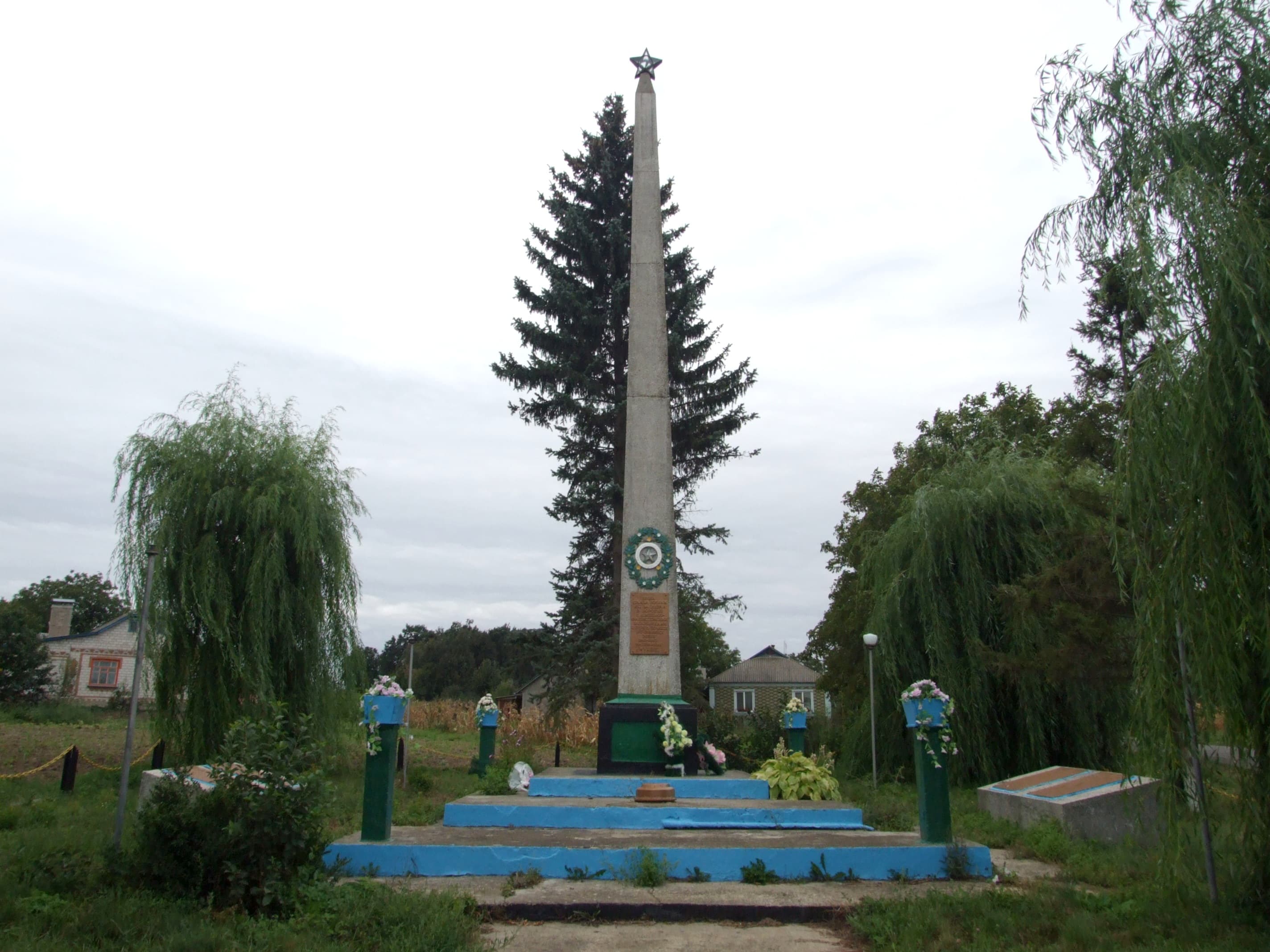 Monument to 167 Soviet soldiers-compatriots in Mukhivtsi