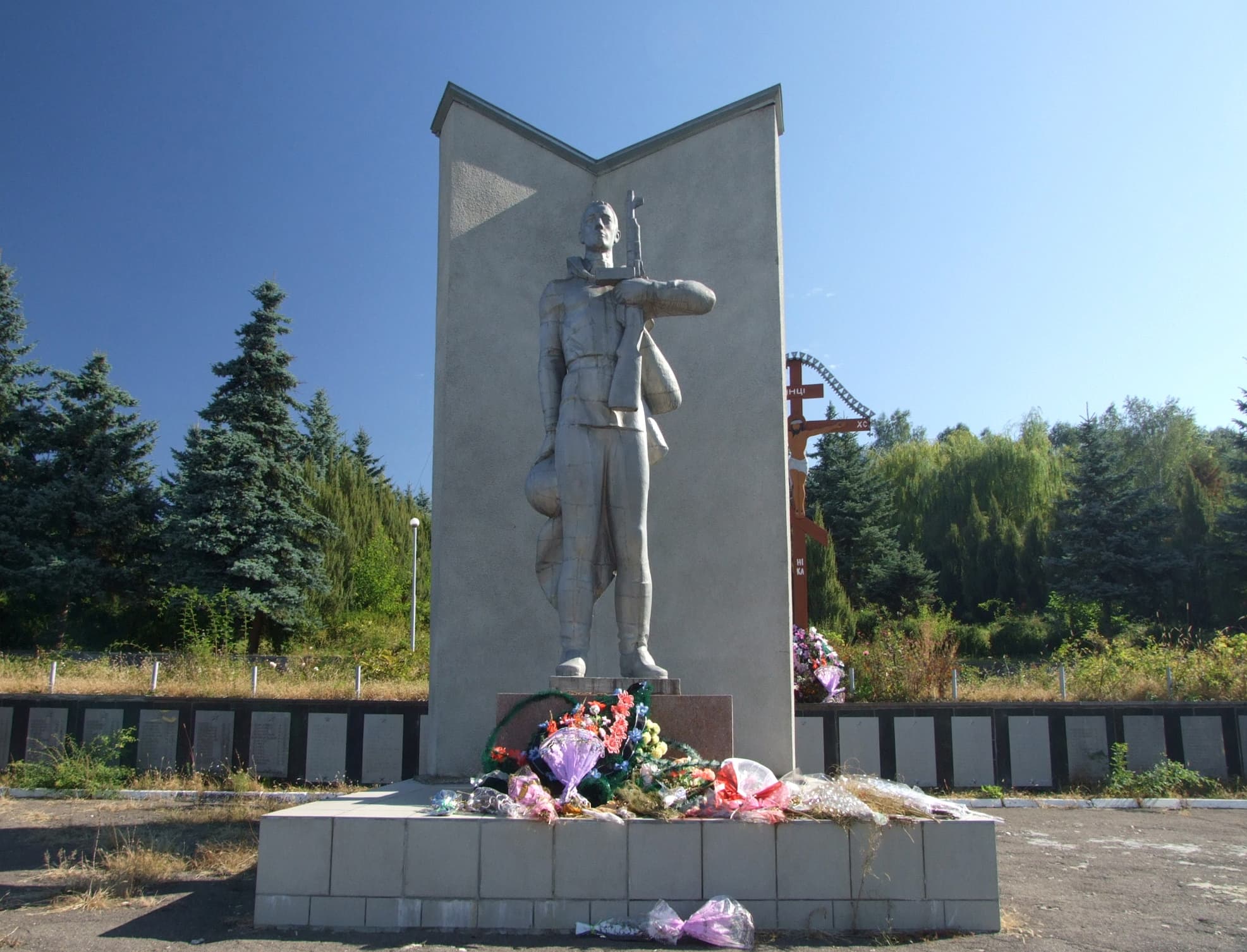 Monument to 326 Soviet soldiers-compatriots in Murafa