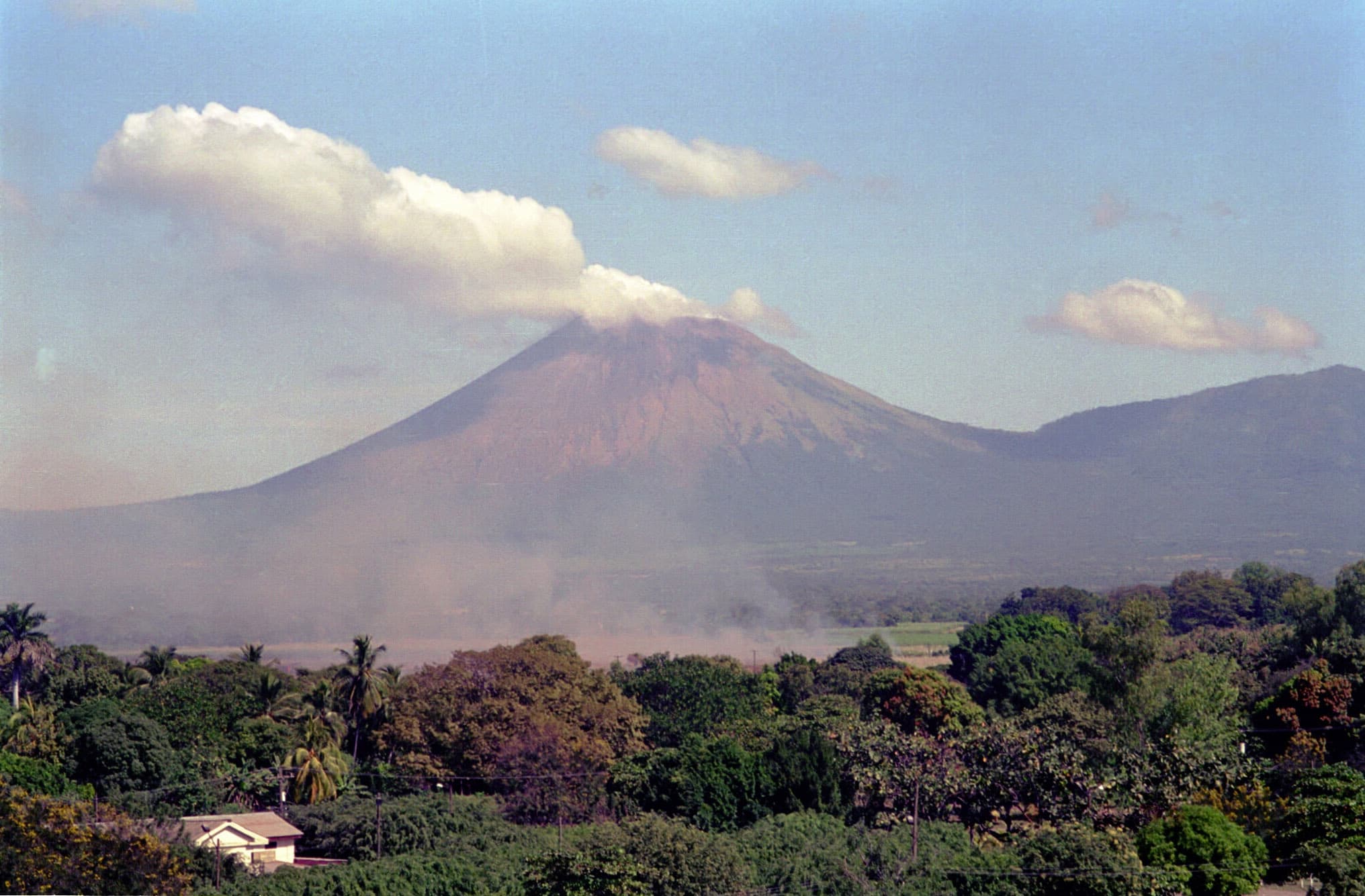 Volcán San Cristóbal