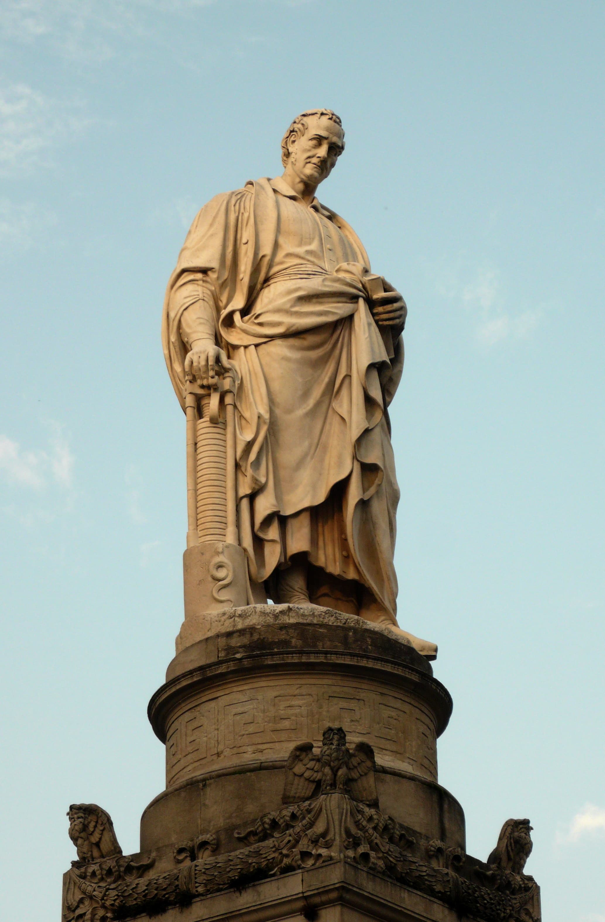 Monument to Alessandro Volta (Como)