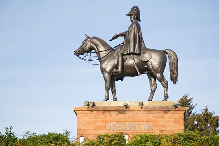 equestrian statue of the Duke of Wellington