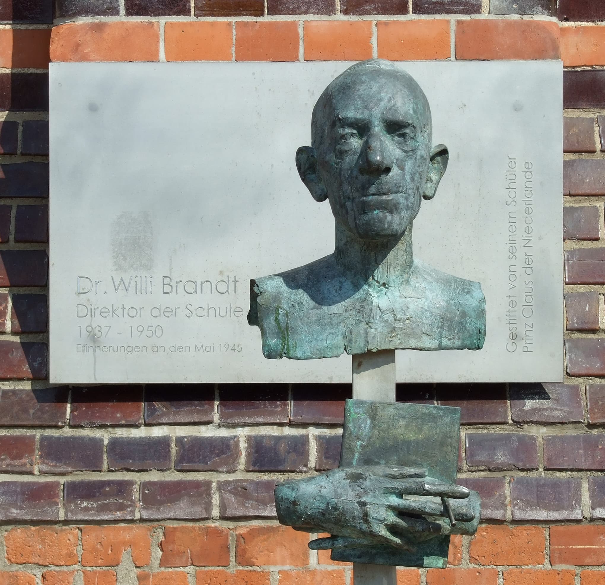 Willi Brandt bust
