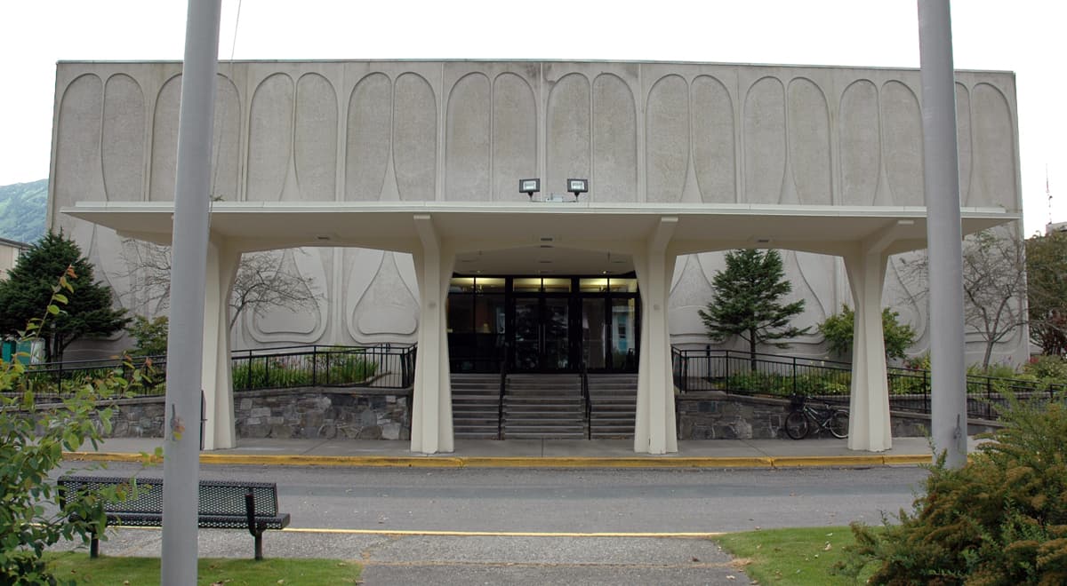 Alaska State Centennial Museum