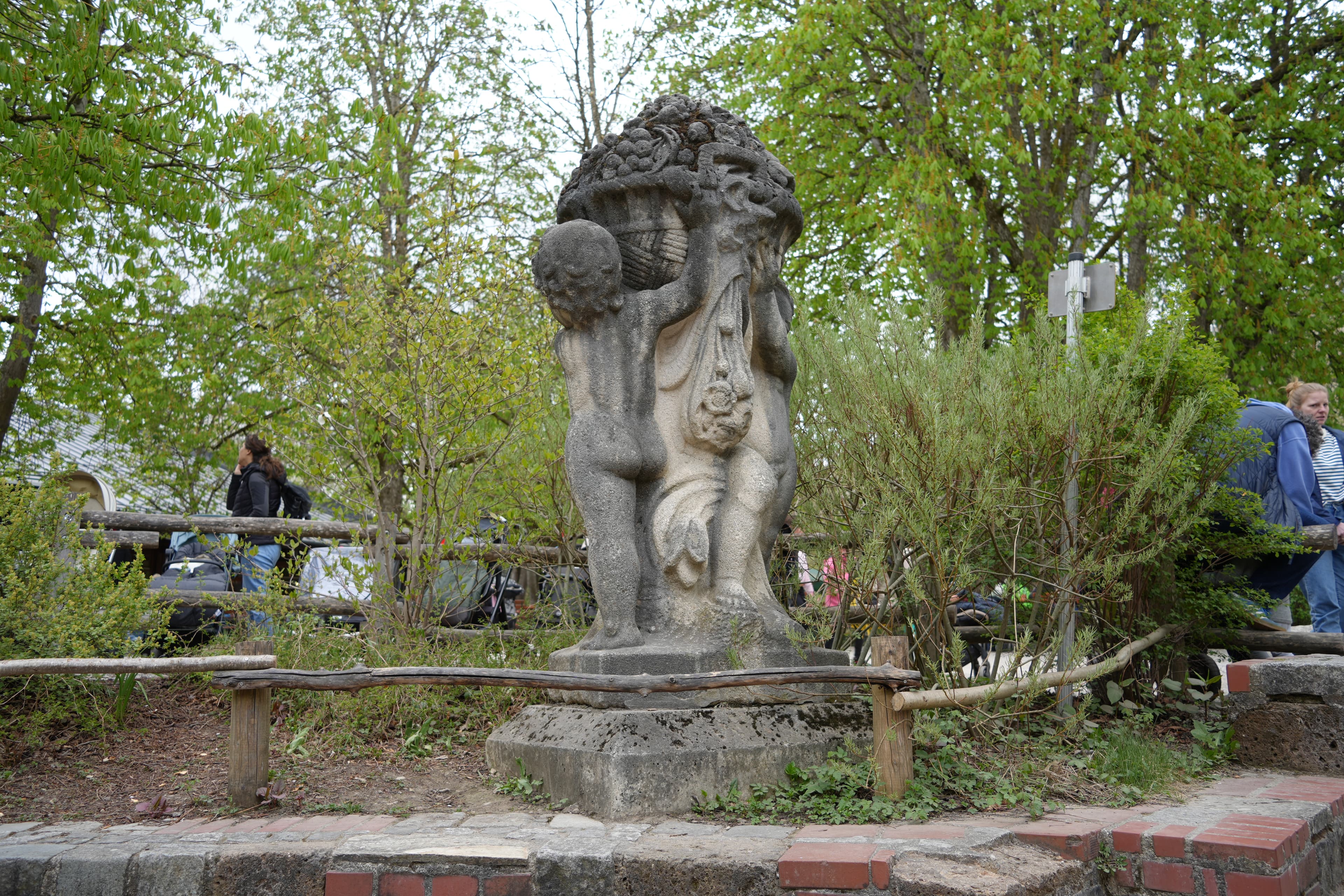 Zoo Schlichtweg 11 in München